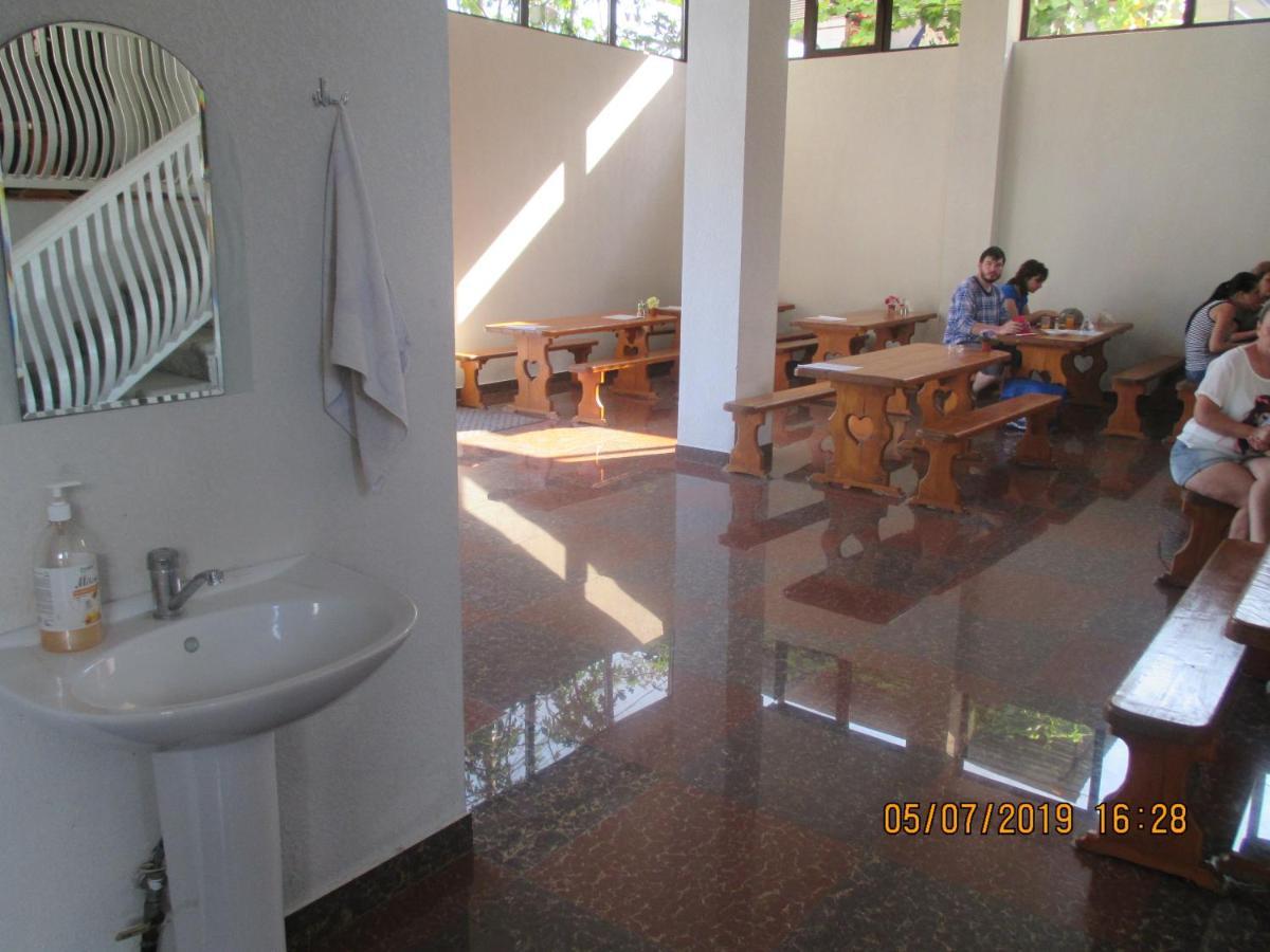Guest House У Маргариты Gagra Exterior foto