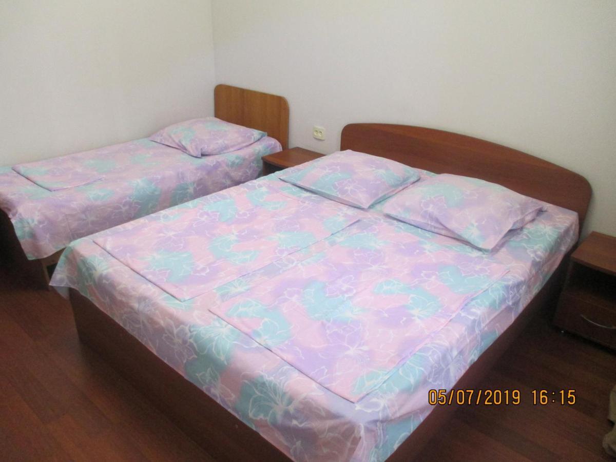 Guest House У Маргариты Gagra Exterior foto
