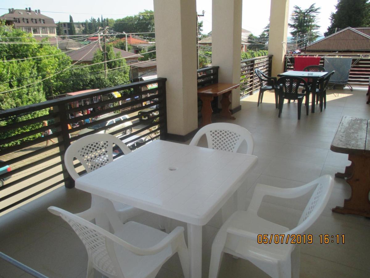 Guest House У Маргариты Gagra Exterior foto